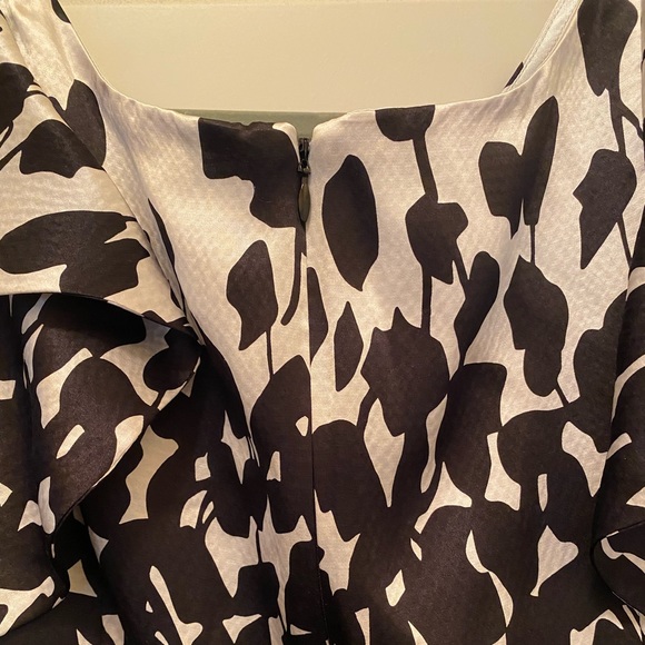 WHITE HOUSE BLACK MARKET DRESS SIZE 6 - Picture 5 of 7